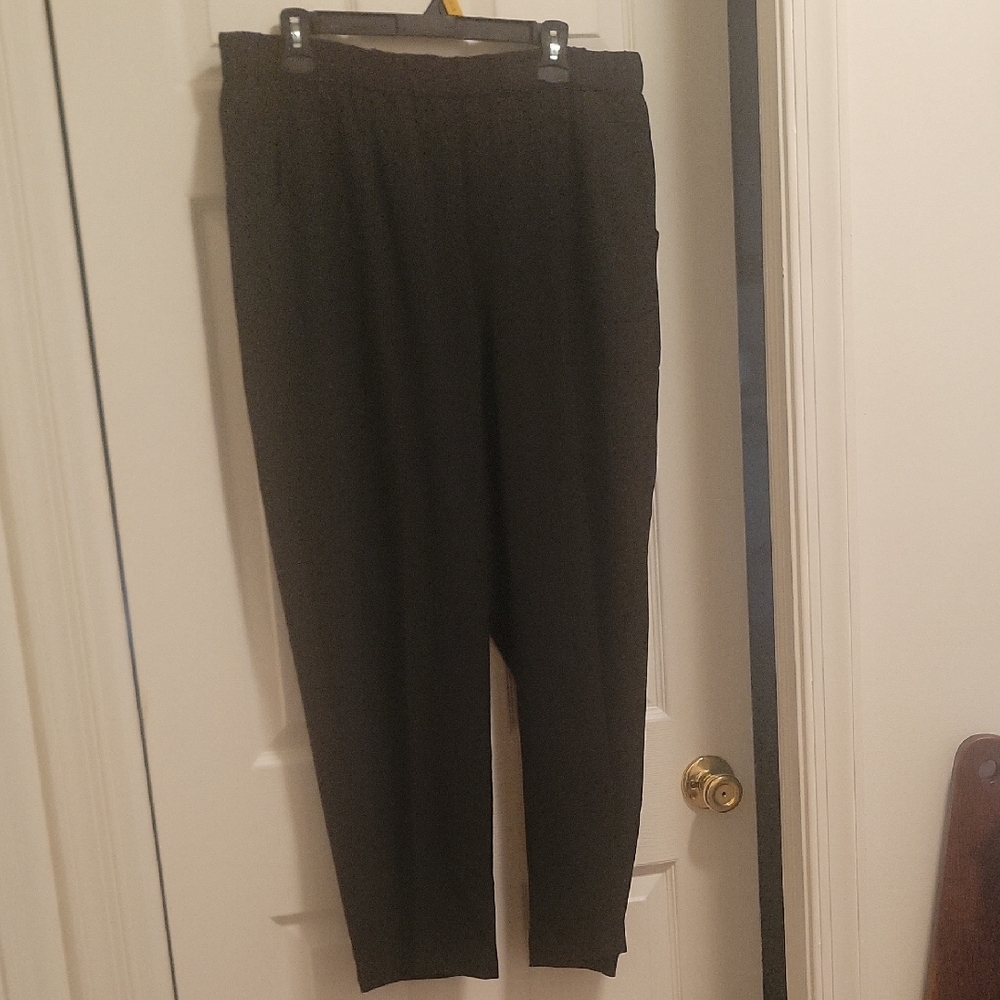 Womans Pull On Dress Black Pants